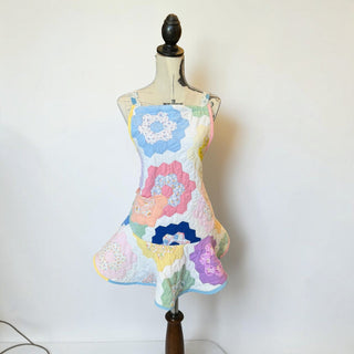Vintage Quilted Grandmother's Flower Garden Babydoll Apron(c)