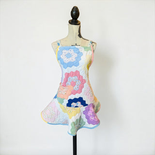 Vintage Quilted Grandmother's Flower Garden Babydoll Apron(c)